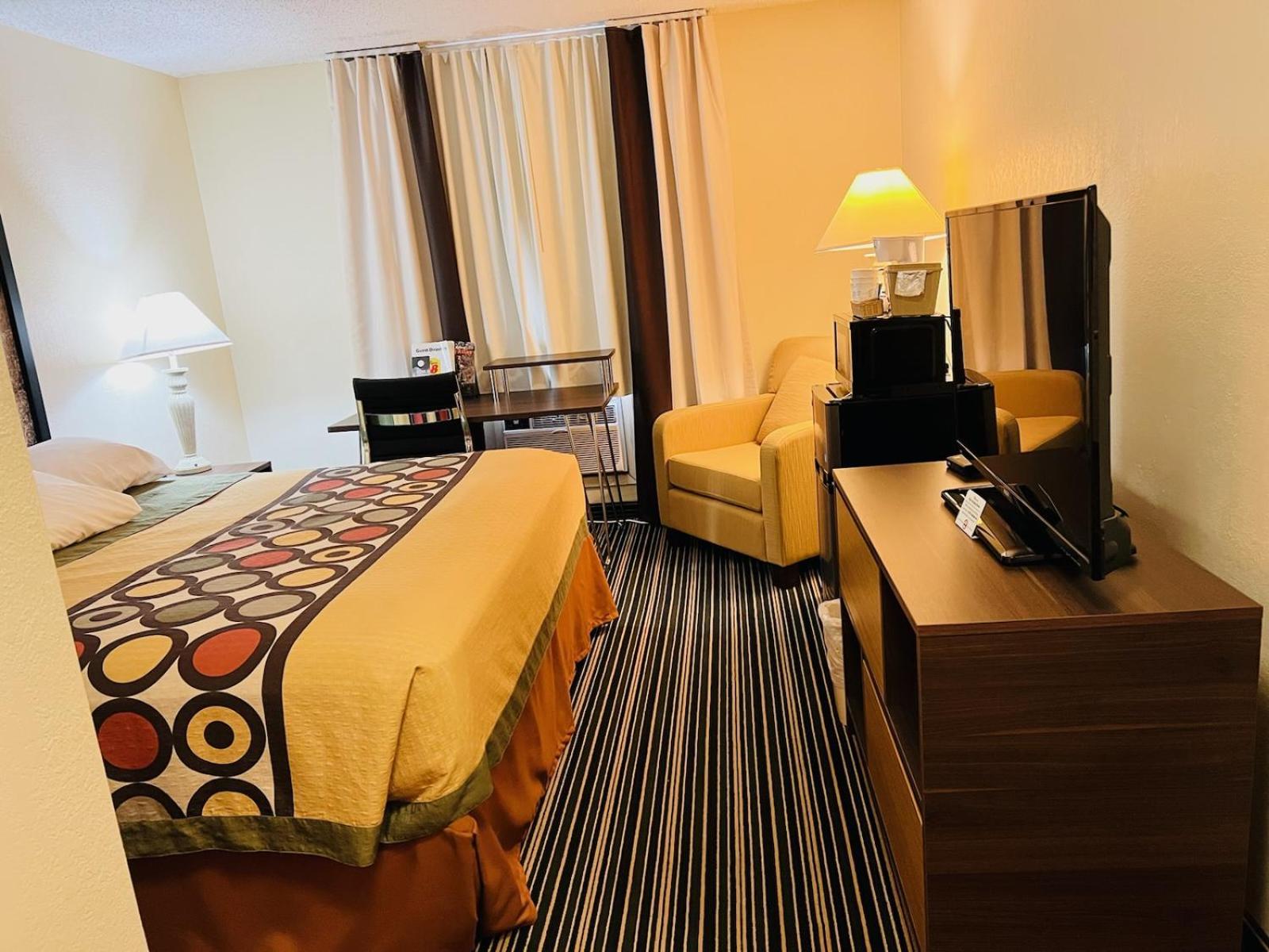 Super 8 By Wyndham Dodge City Zewnętrze zdjęcie