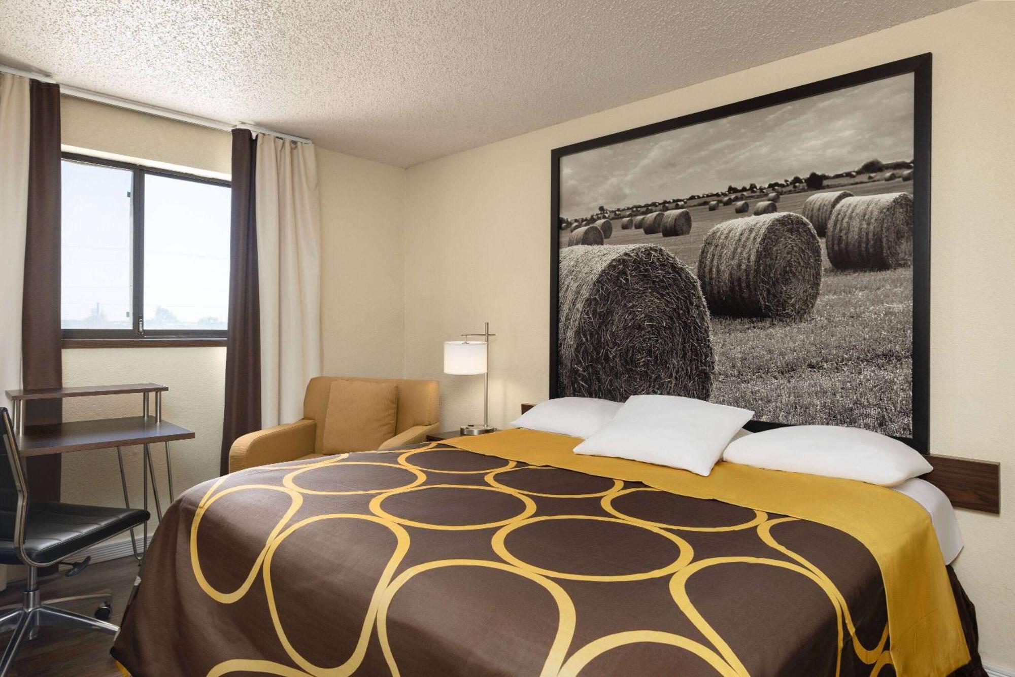 Super 8 By Wyndham Dodge City Zewnętrze zdjęcie
